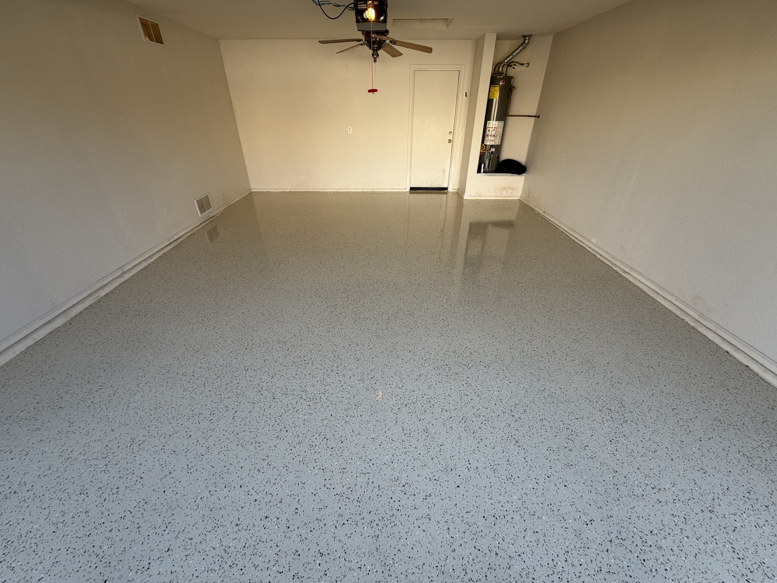 Light flake epoxy garage floor